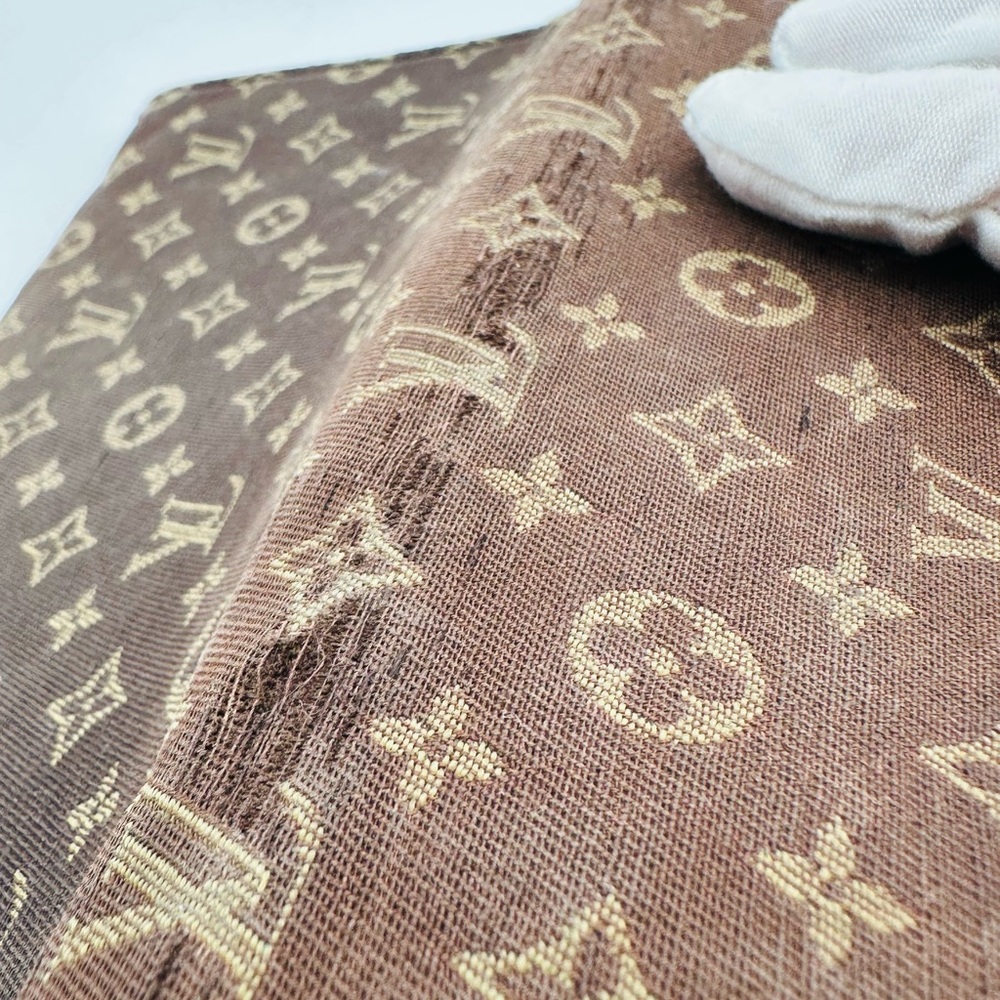 Louis Vuitton Long Denim Clasp Wallet - Picture 14 of 15